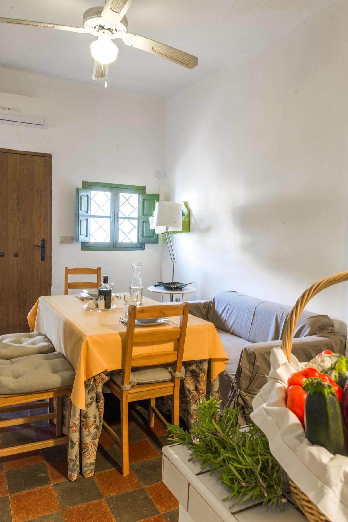 Balneario Aguas Villaharta Екстер'єр фото