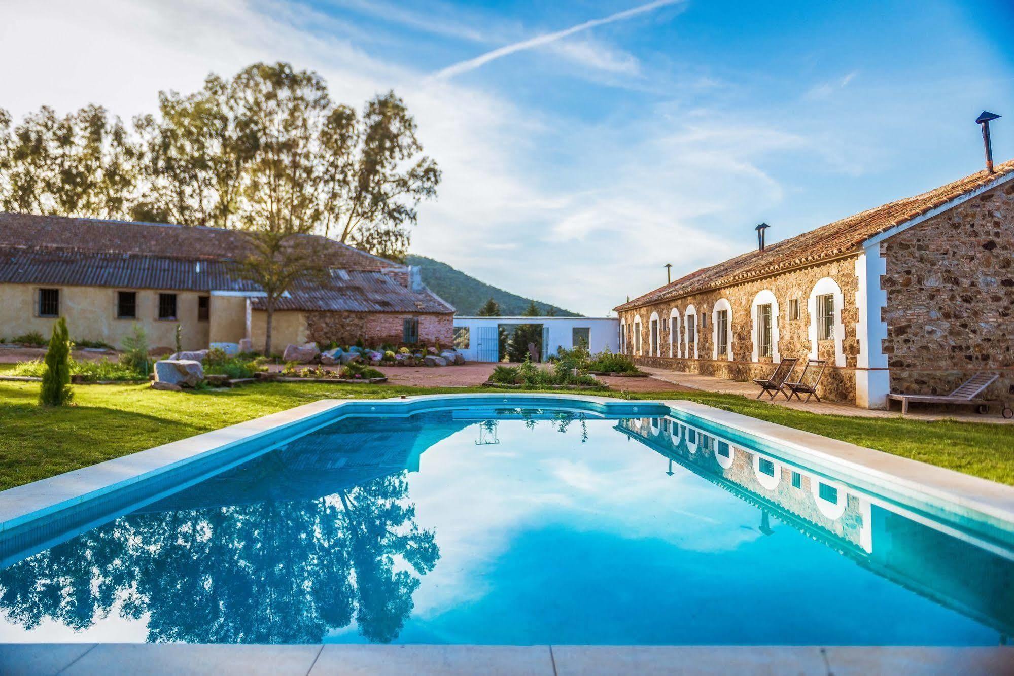 Balneario Aguas Villaharta Екстер'єр фото